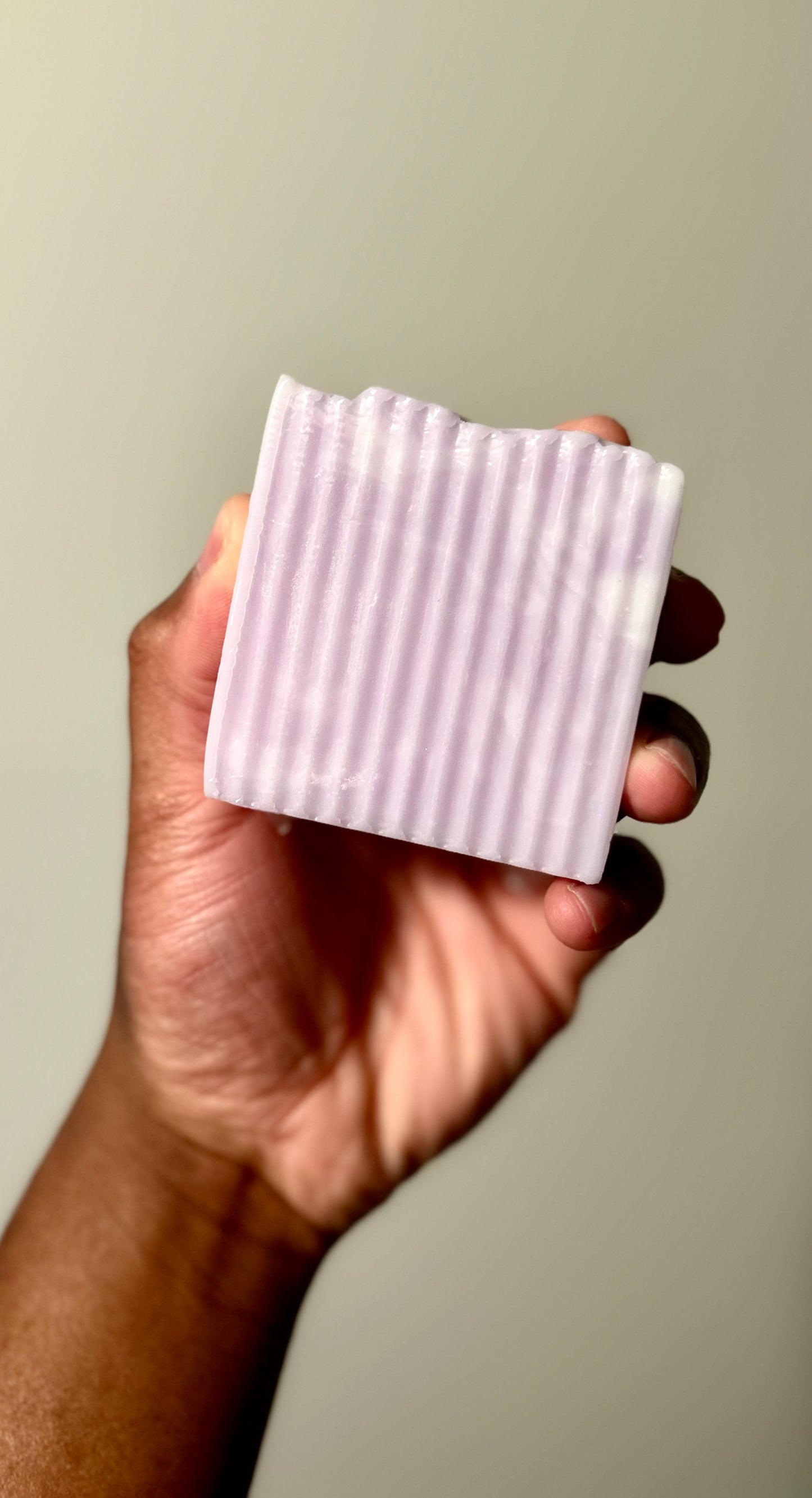 Berries & Cream Wavy Bar
